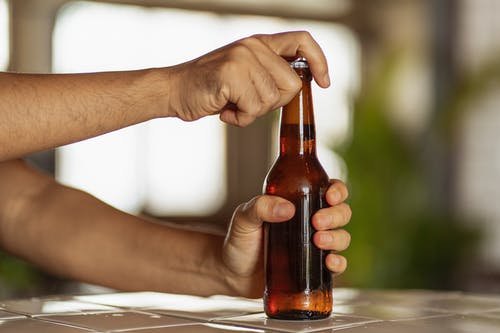 5 Uncommon Signs of Alcoholism